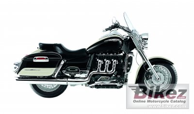 2010 Triumph Rocket III Touring photo